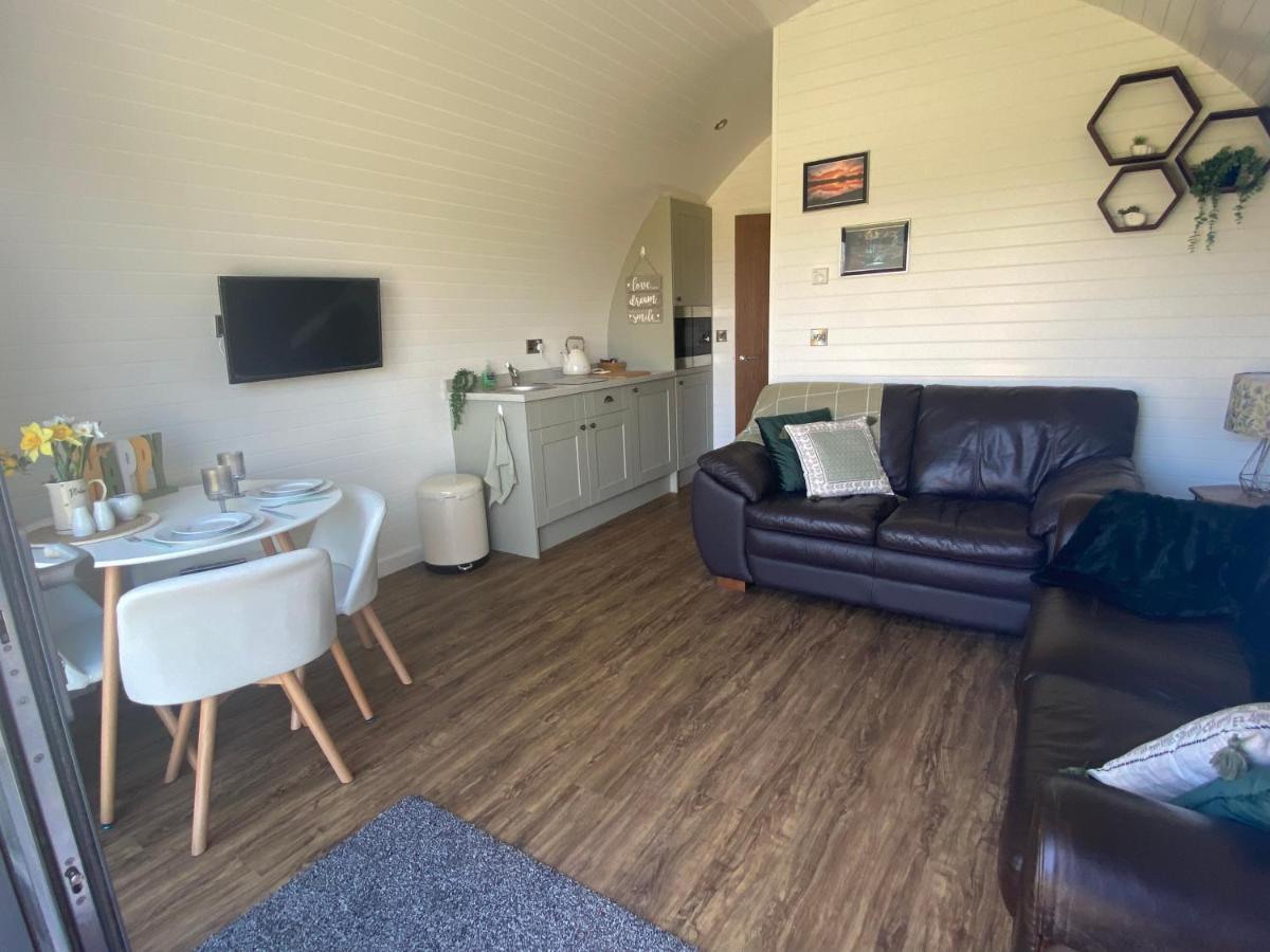 1-Bed Pod Cabin In Beautiful Surroundings Wrexham Exterior foto
